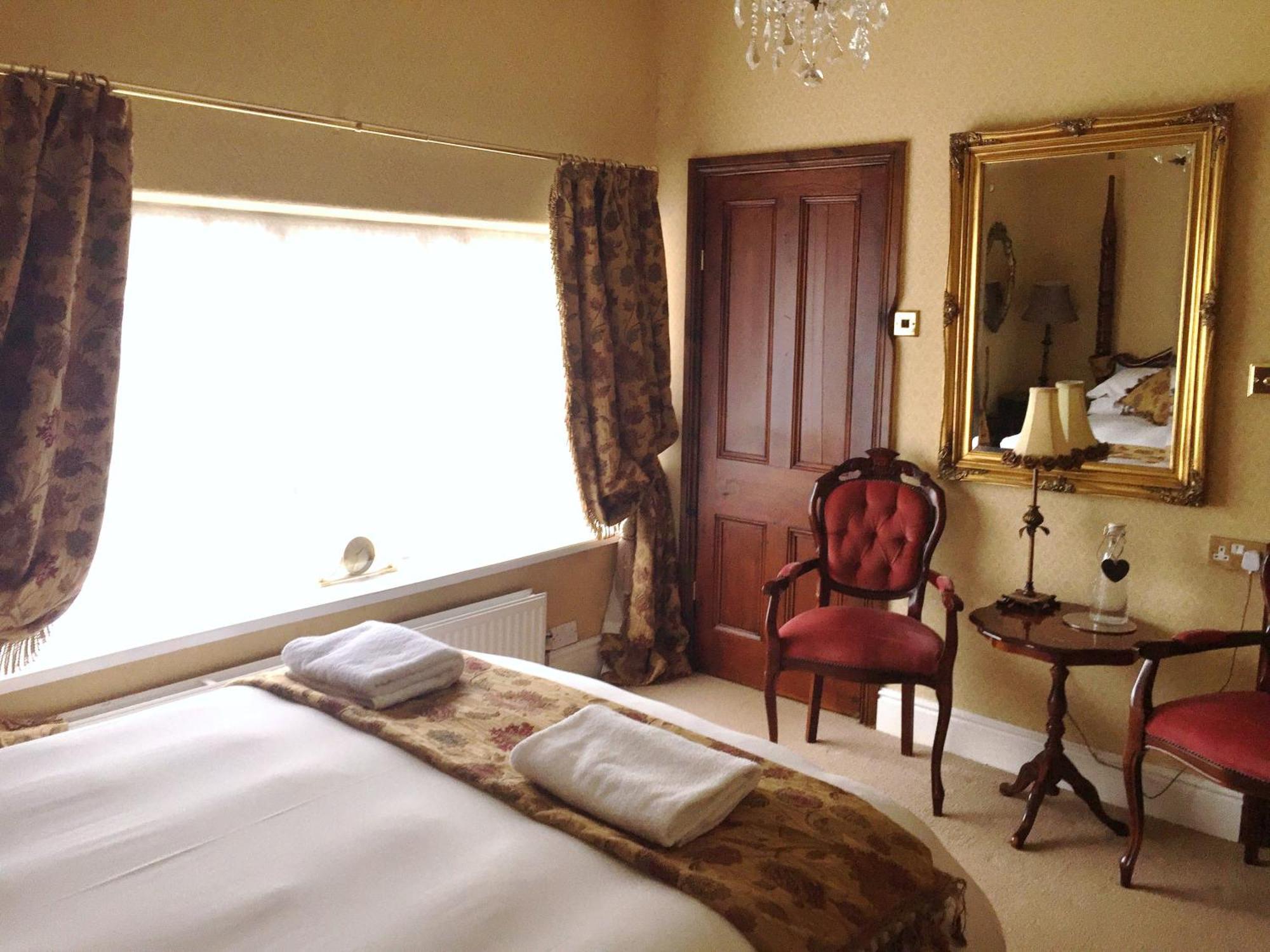 Glyn Isa Country House Luxury Self Catering Accommodation คอนวี ภายนอก รูปภาพ